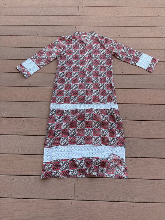 Julia Amory Dresses & Skirts - Geo Print Knit Dress with Lace Trim - Red & White